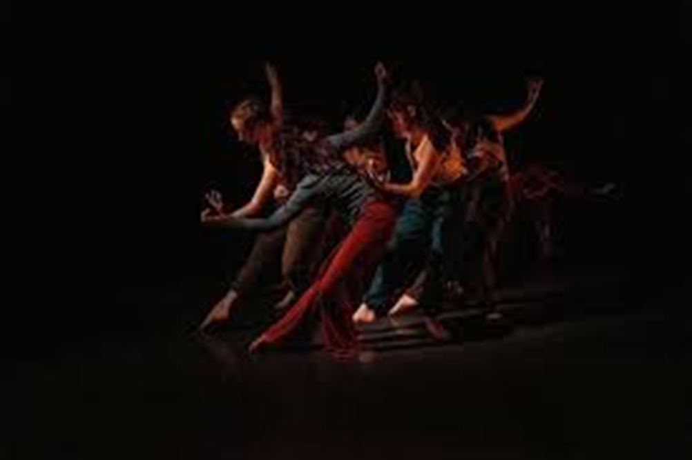 Neon Dreams: Glow-in-the-Dark Youth Dance Soirée
